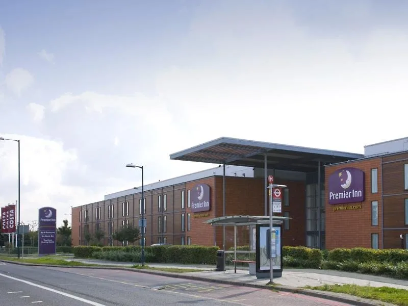 Premier Inn London Heathrow Airport Bath Road