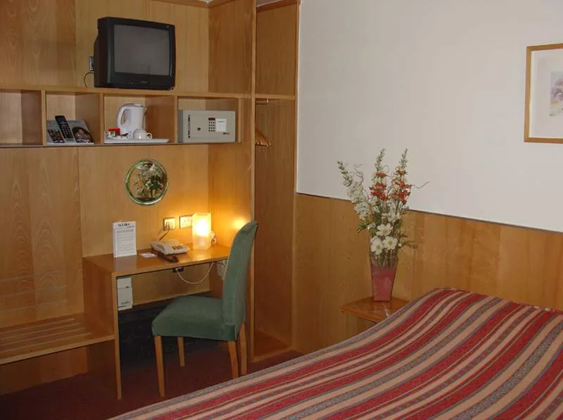 STG Hotel Oxford Street