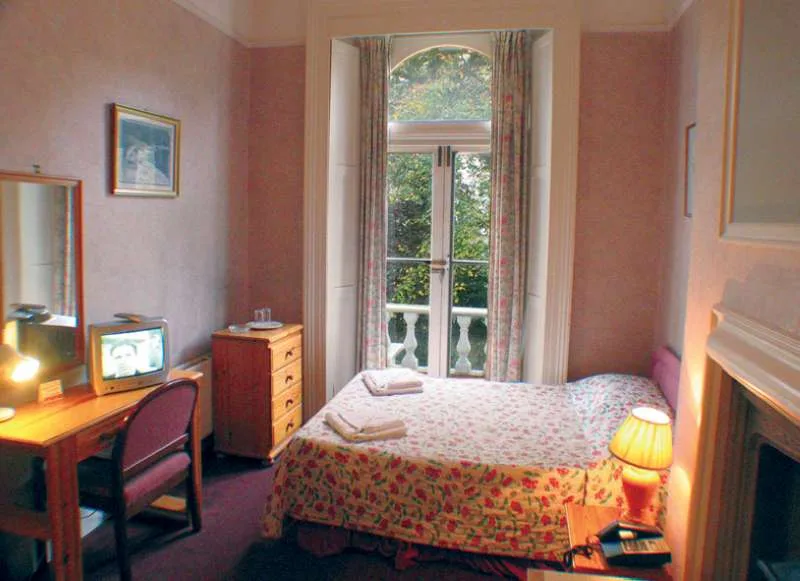Rose Park Hotel