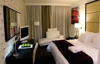 Pestana Chelsea Bridge