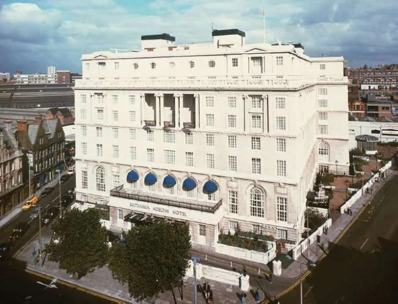 Adelphi Hotel