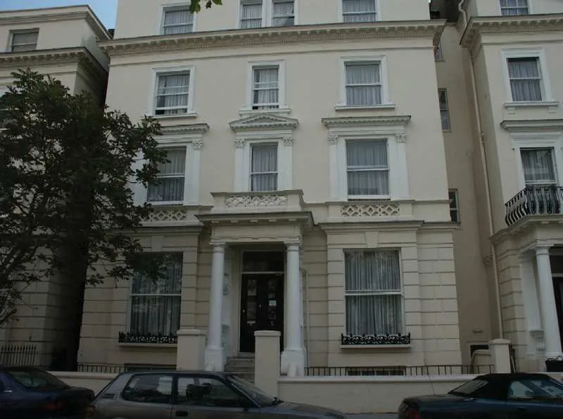 Travel House
